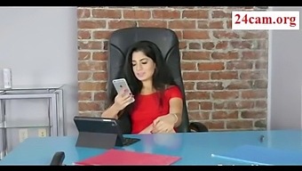 Divoká Jízda Sindu S Pákistánským Cvokem