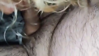 La Mia Vicina Latina Ti Invita A Casa E Fa Sesso Orale Su Di Te