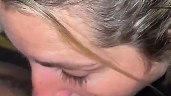 Zrelá Blondínka Si Užíva Čierny Penis A Creampie