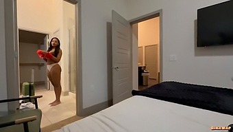 Step-Sis’ Provocative Night In The Bedroom